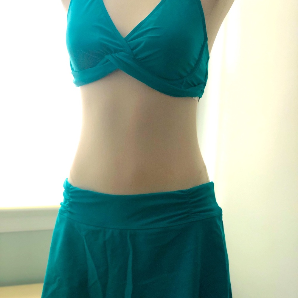 Brand new with tags Athleta swim skirt only